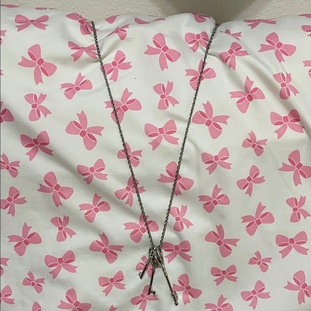 Silver Pendant long Necklace